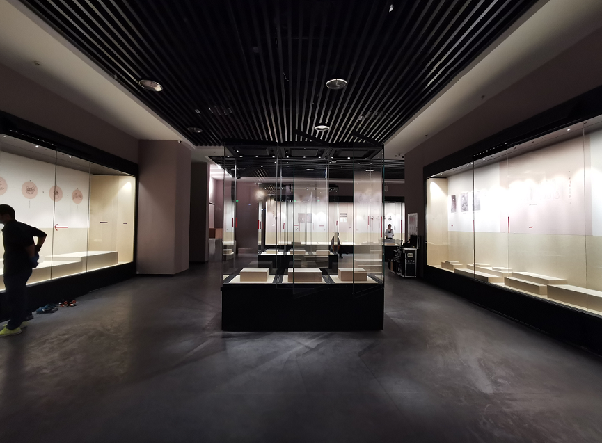 淺談博物館陳列展覽藝術形象的創新與突破